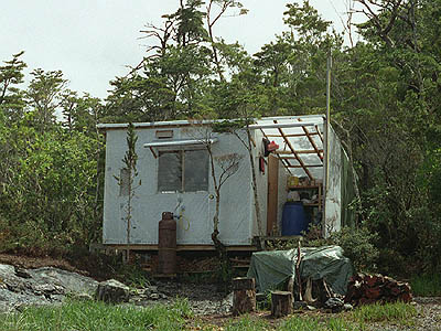 The cabin measured 3 by 5 meters ...